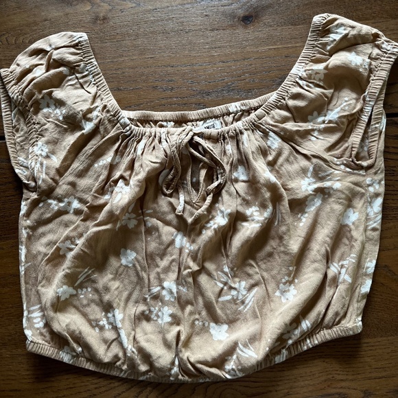 Social Amuse Tan Crop Top - Picture 1 of 4